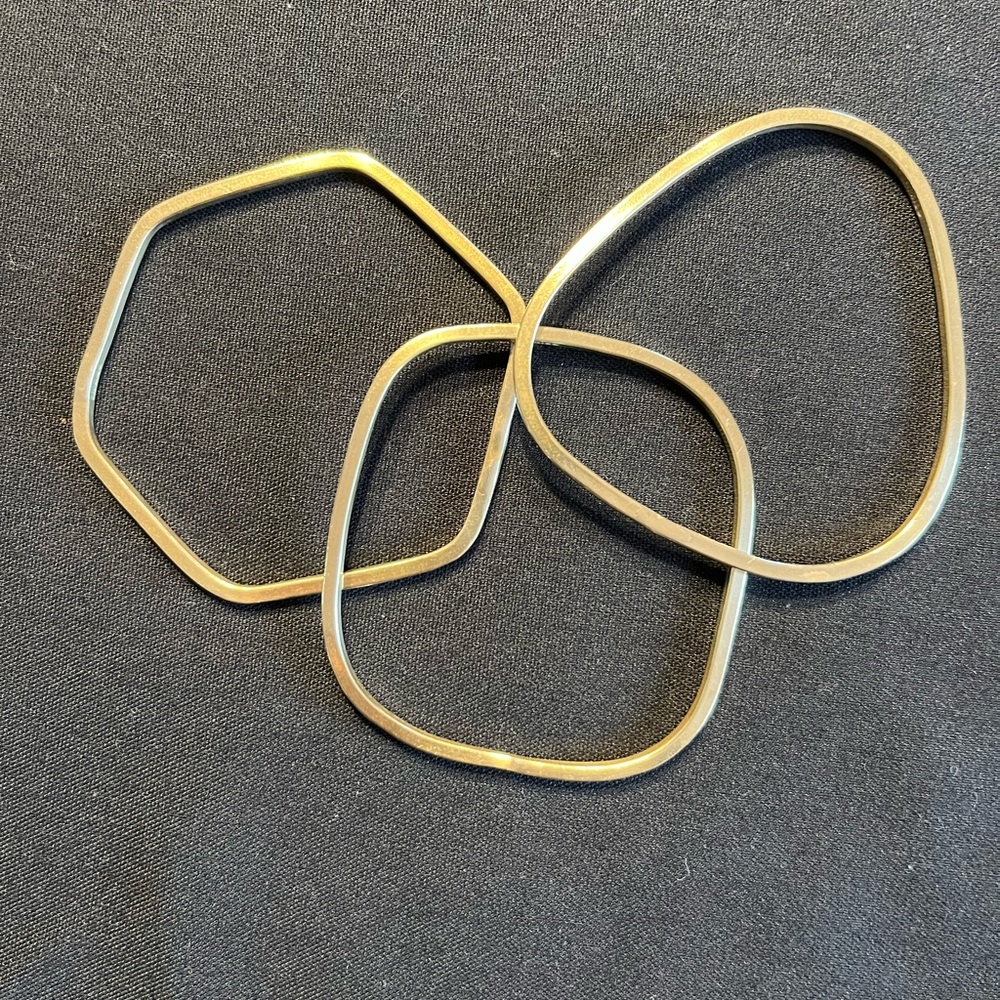 Three Vintage Solid Brass Bangle Bracelets, Diffe… - image 2